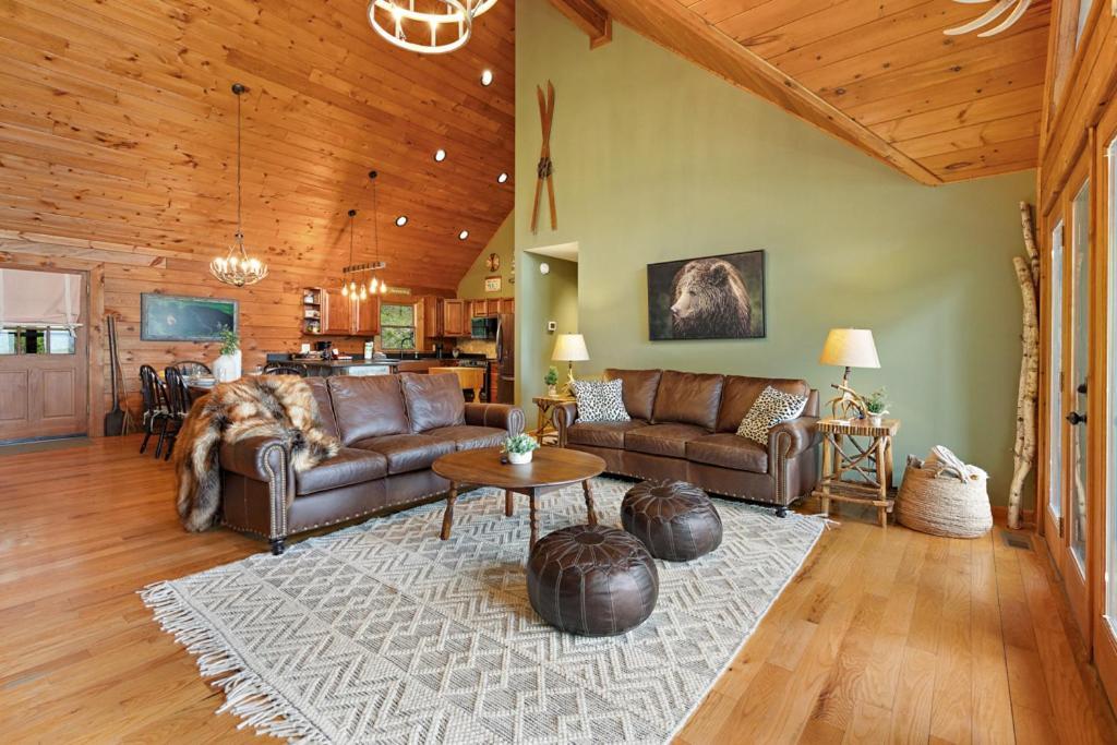 Lucky Bear Cabin เบนเนอร์เอลค์ ภายนอก รูปภาพ